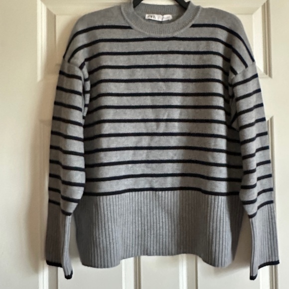 STRIPED KNIT SWEATER - Picture 9 of 13